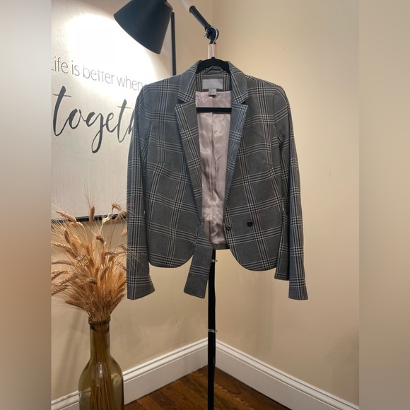 🚫✨S O L D✨🚫➖ H&M Woman’s Gray Blazer Jacket - Picture 2 of 10